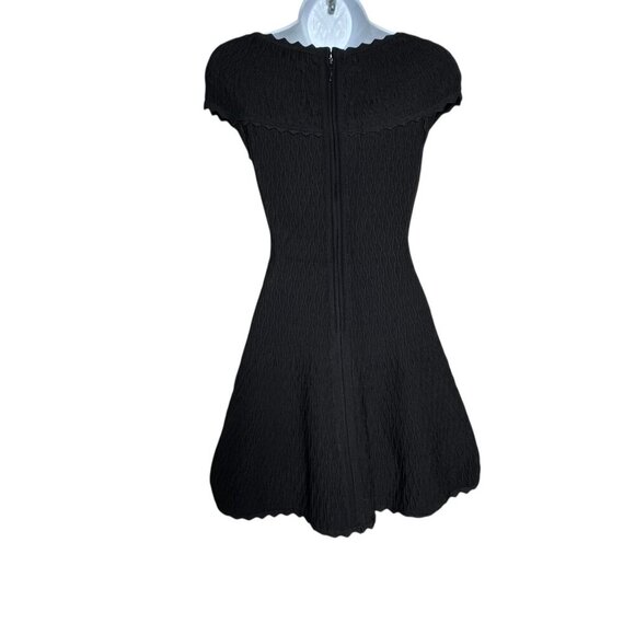 Herve Leger Black cap sleeve fit and Flare textured Dress size XS - Picture 6 of 12
